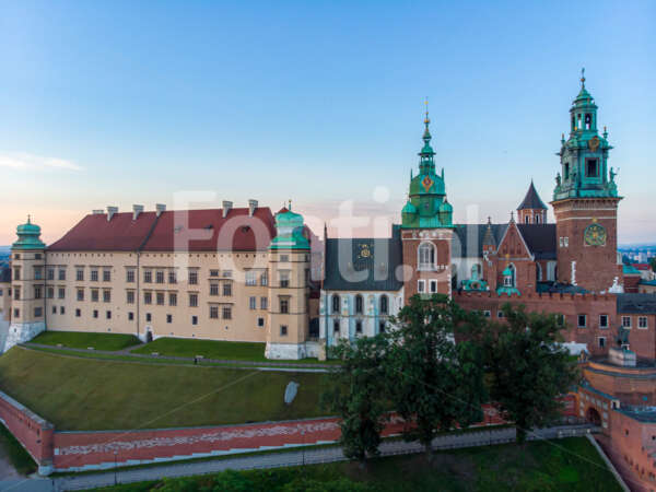 Cracow Poland Wawel Castle.jpg - Fonti.pl