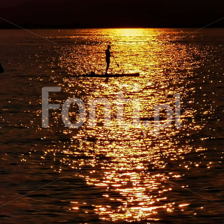 Deskarz zachód słońca Jezioro Garda Włochy.jpg - Fonti.pl