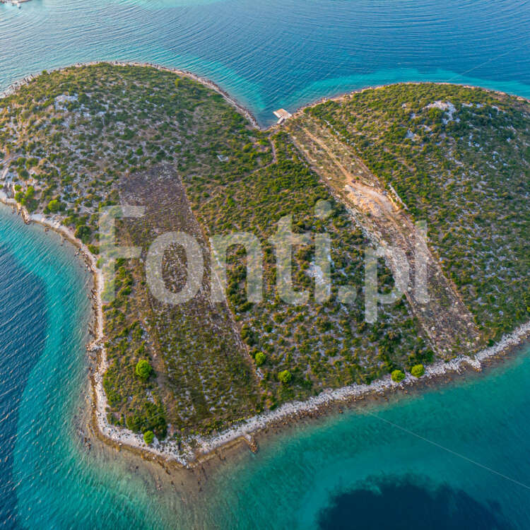 Island of Love Croatia.jpg - Fonti.pl