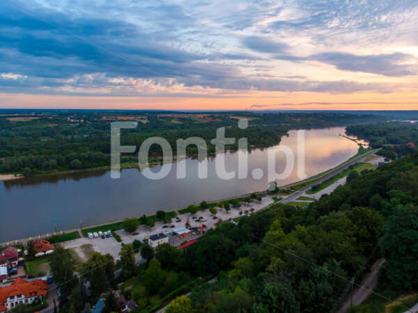Kazimierz Dolny widok na Wisłę rano.jpg - Fonti.pl