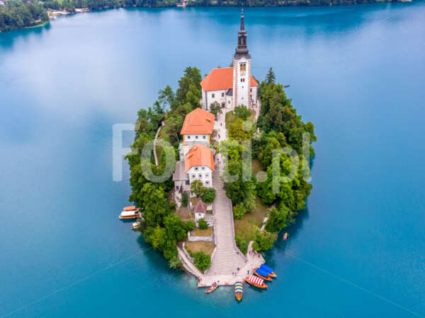 Lake Bled Slovenia Island.jpg - Fonti.pl