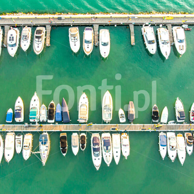 Marina jachty łodzie Lake Garda.jpg - Fonti.pl