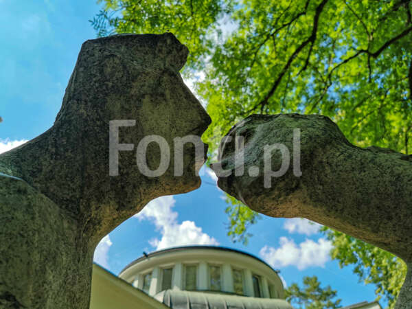 Nałęczów Park Zdrojowy pocałunk parka.jpg - Fonti.pl