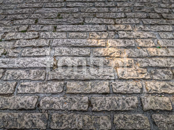 Old cobblestones stara kostka brukowa.jpg - Fonti.pl