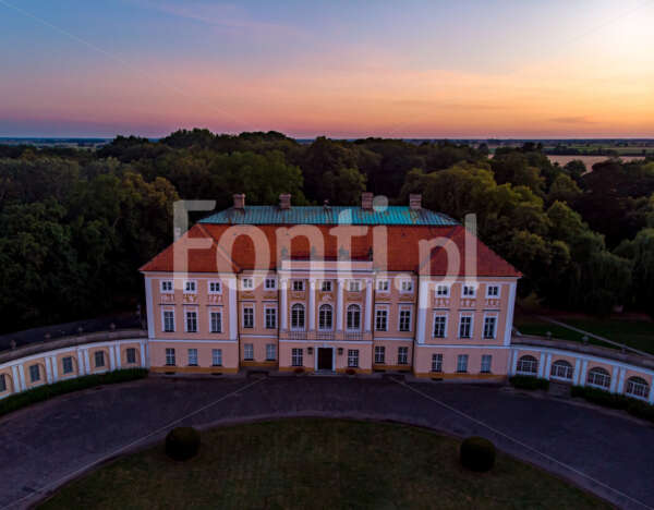 Pałac w Pawłowicach okolice Leszna.jpg - Fonti.pl