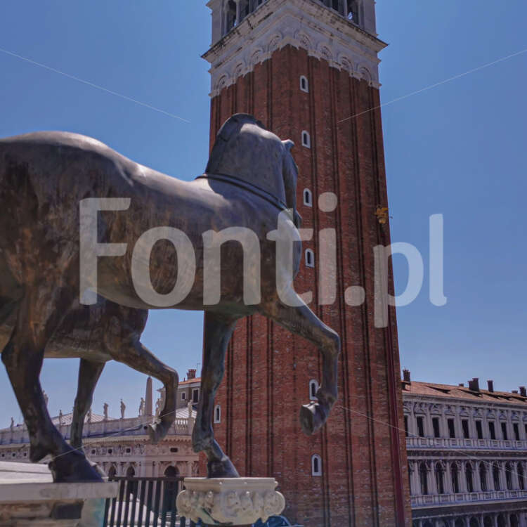 Wenecja konie wieża Plac św Marka.jpg - Fonti.pl