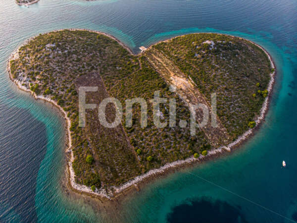 Wyspa Miłości Chorwacja.jpg - Fonti.pl