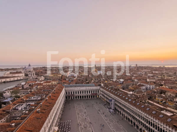 Zachód słońca Wenecja Plac św. Marka Włochy.jpg - Fonti.pl