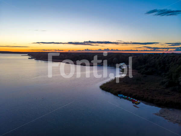 Jezioro Dominickie widok w strone zatoki.jpg - Fonti.pl