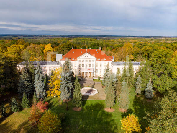 Pałac w Górznie front.jpg - Fonti.pl